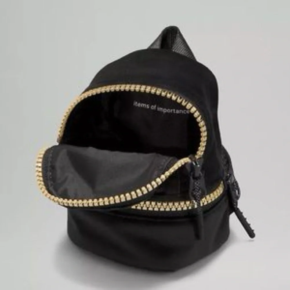lululemon athletica City Adventurer Backpack Nano *Velour